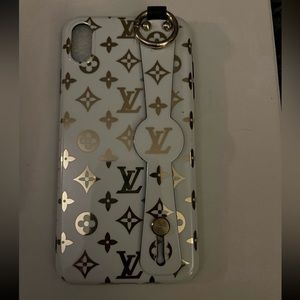 White and gold iPhone  XS max l v case with handle
